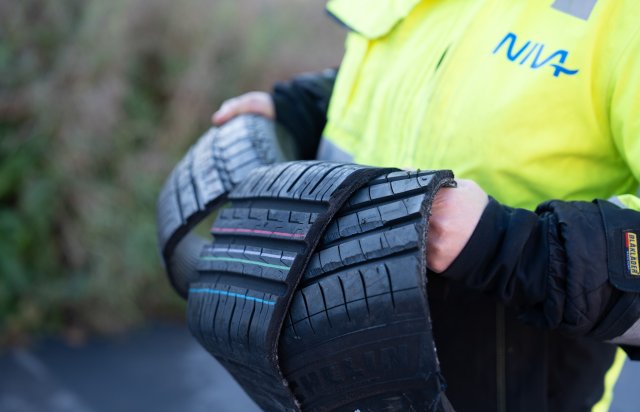 Large pieces of rubber tires