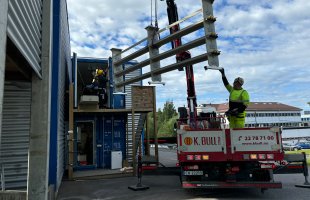 Arbeid på container